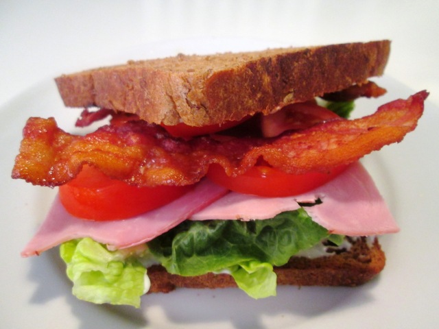 Sandwich med Skinke og Bacon