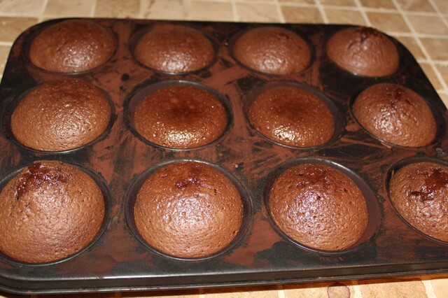 Chokoladekager med blødende hjerte - eller chokolade fondant
