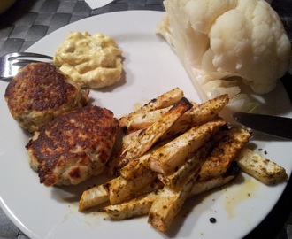 Fiskefrikadeller og sellerifritter