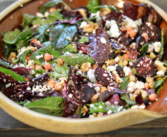 NYE salad – roasted beetroots, chickpeas, feta and nuts with balsamic vinegar