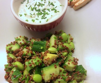 Forårsgrøn salat med quinoa og avocado