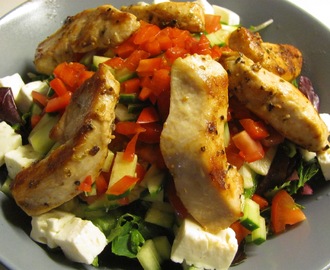 Salat med kylling og feta