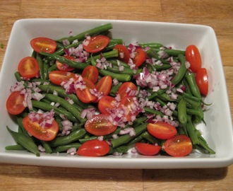 Bønne og tomatsalat