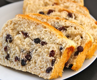 Raisin Bread