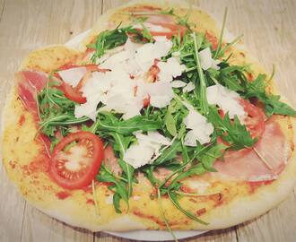 Italian pizza with Serano & Ruccola