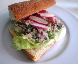 Sandwich med Tunsalat og Radise