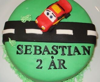 Cars kage til Sebastians 2 års fødselsdag