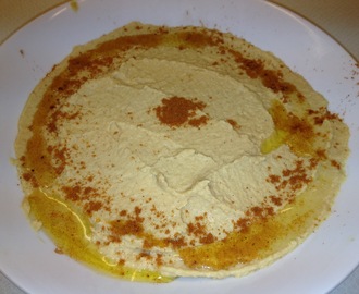Hjemmelavet traditionel humus