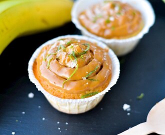 Banancupcakes med karameltopping