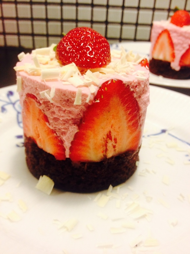 Hindbær/jordbær kage