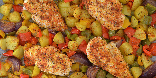 Kylling i ovn med grøntsager og kartofler