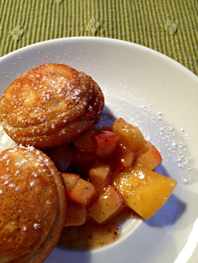 Æbleskiver med æbler i!