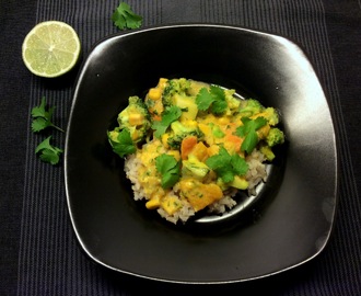 Efterårsmad: Dejlig curry med hokkaido og broccoli