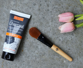 Beauty Formulas Clay Mask with Activated Charcoal
