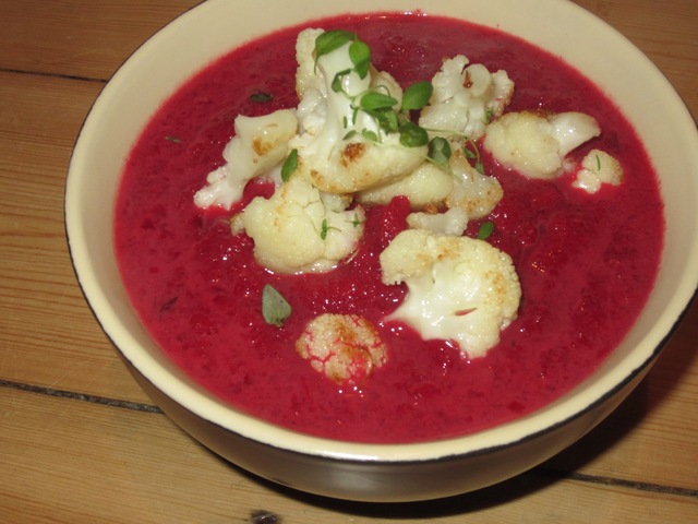 Pink suppe: Borsjtj
