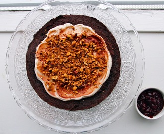 Sund Chokoladekage med Brombær/Æblekompot
