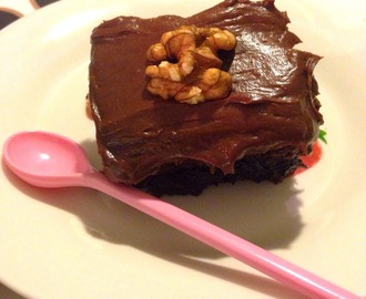 Verdens bedste brownie med chokoladecreme