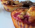 Glutenfri bananmuffins m. hindbær, hvid chokolade og lakrids