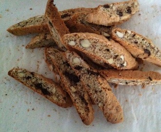 Biscotti med mørk chokolade & mandler