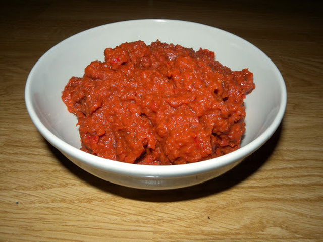 Rød pesto med rød peberfrugt