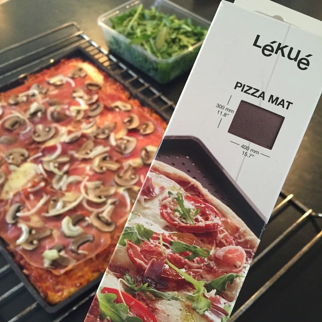 Anmeldelse af pizza-bagemåtte fra Lékué
