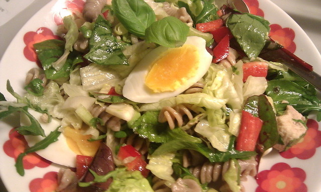 Tunpastasalat a la Salade de Niçoise