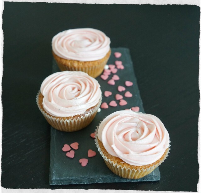 Vanilla cupcakes with raspberry cream cheese frosting
