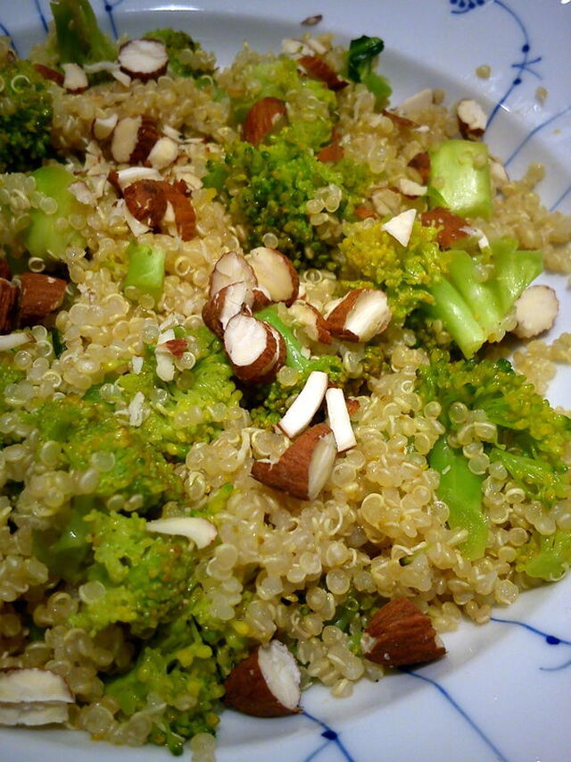 Quinoa med krydret Broccoli