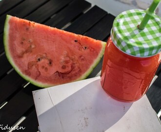 Vandmelon lemonade eller rød melonade om man vil