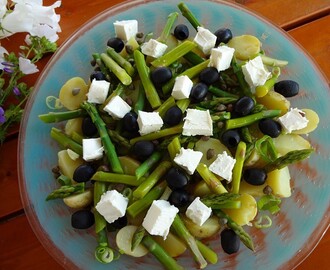 Potetsalat med asparges og fetaost ✿