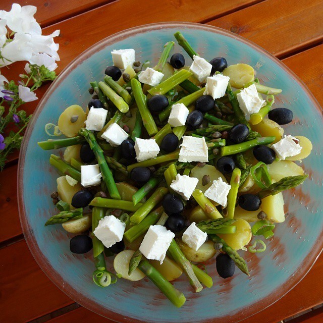 Potetsalat med asparges og fetaost ✿