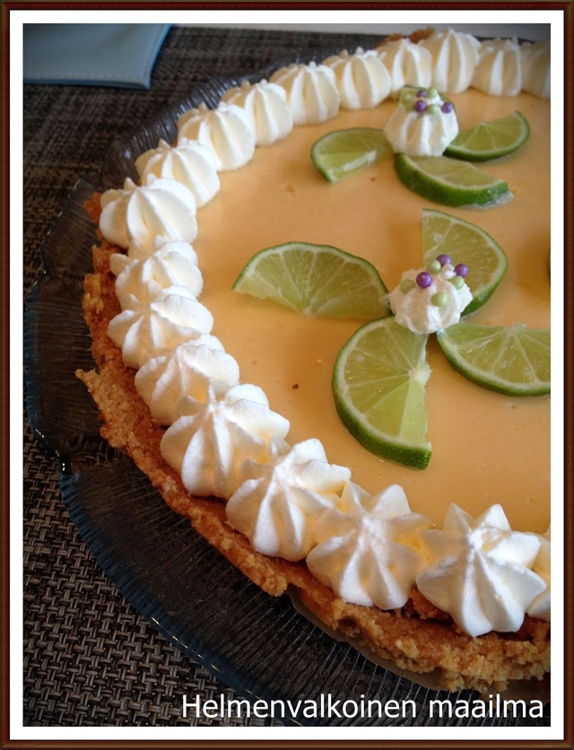 Key lime pie eli limepiirakka