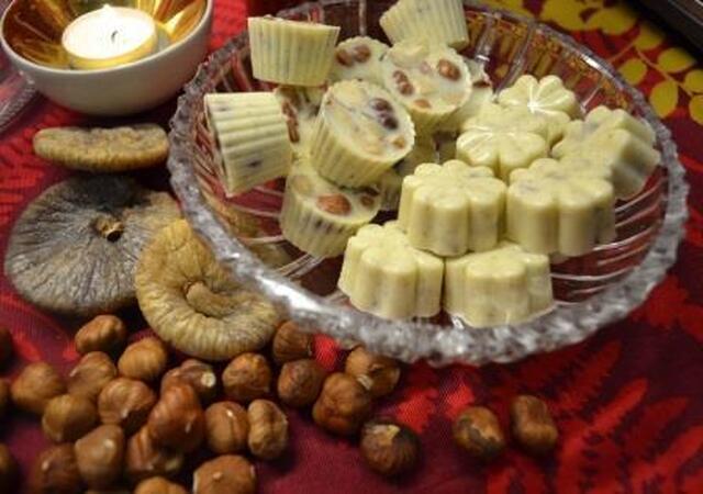 Joulukalenteri 12.12.: Valkoiset pähkinäsuklaat