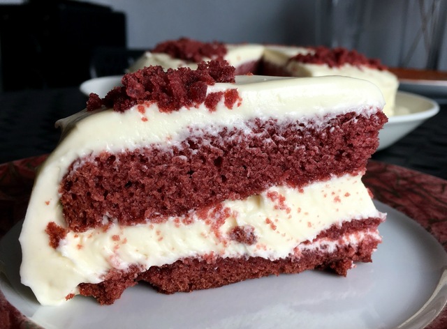 Munaton Red velvet kakku
