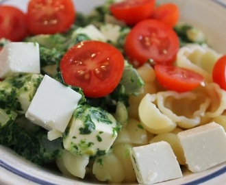 Feta-pinaatti-pasta