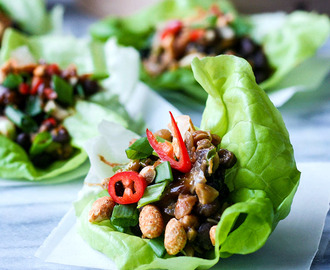 Kiinalaiset salaattikääröt | Chinese lettuce wraps