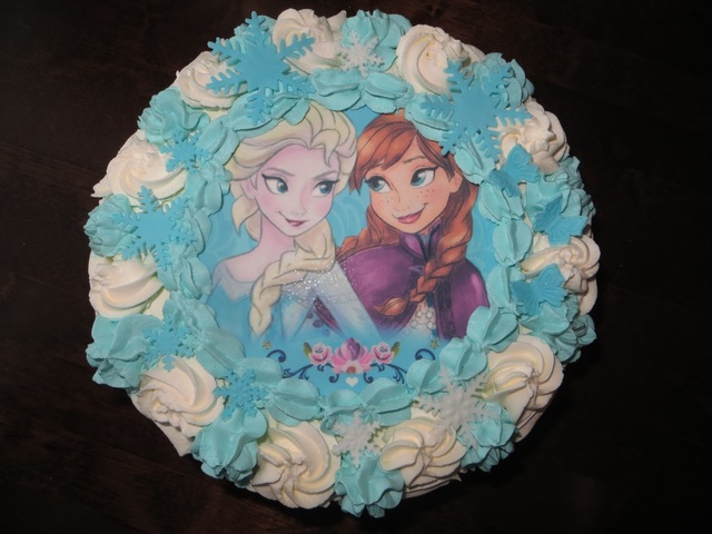 Suklainen Frozen-kakku