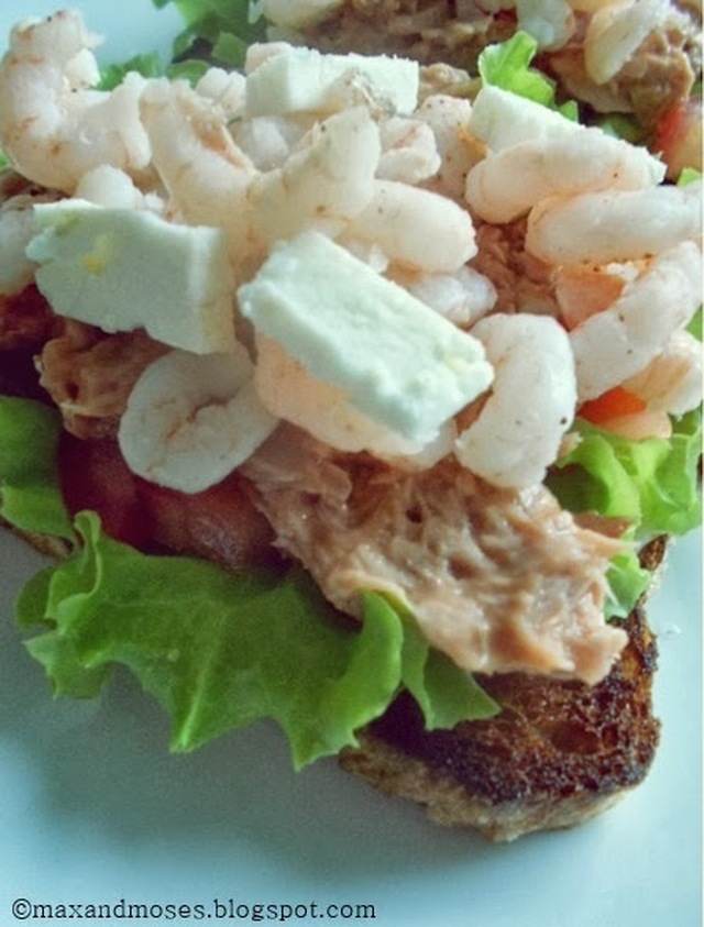 Easy tuna & shrimp toast / Helppo tonnikala & katkarapuleipä