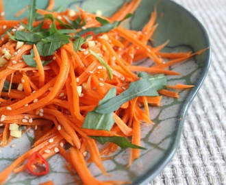Kuukauden kasvis - porkkana: rouskuva seesami-porkkanasalaatti