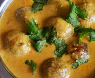 Juustopyörykät kermakastikkeessa - Malai kofta