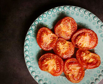 Uunissa paahdetut tomaatit (M, G)