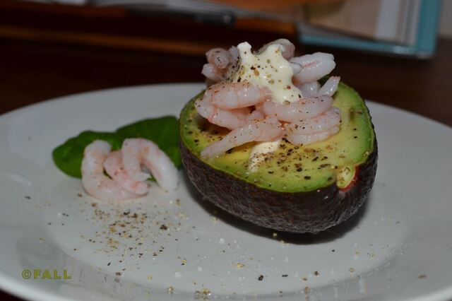 Katkarapu avocado