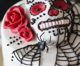 Halloween kakku