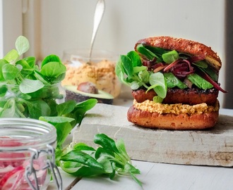 Terveellisemmät tofuburgerit (vegaani) ja pari sanaa ruoan terveellisyydestä