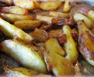 Uunissa paistetut perunat eli roast potatoes
