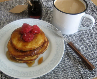 Sitruuna pancakes ja lauantaiaamujen ihanuus