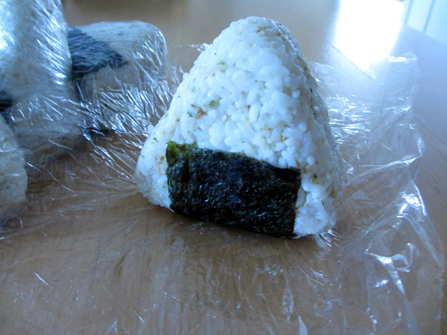 Onigiri, japanilainen riisipallo