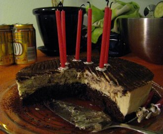 Tiramisu-kakku