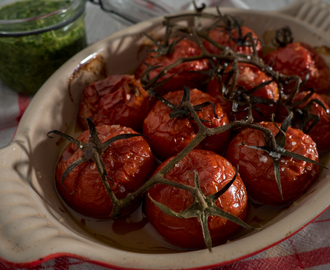 Mehustettu tomaatti ja rucolapesto