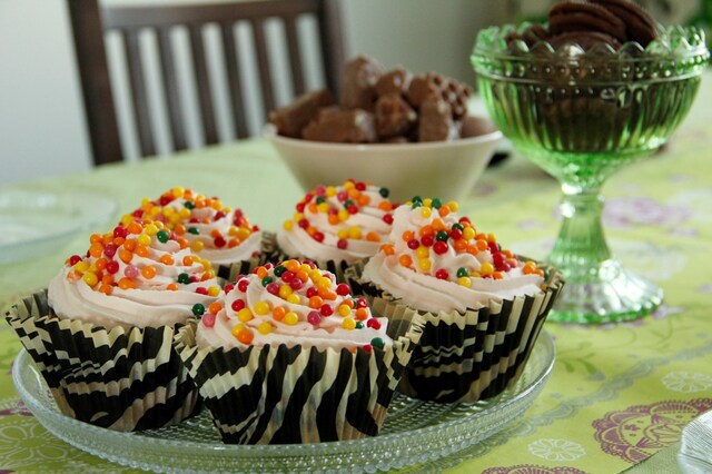 Suklaa-appelsiini cupcakes